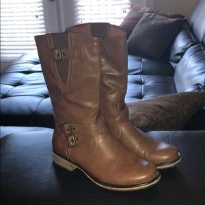 Brown leather boots size 8.5